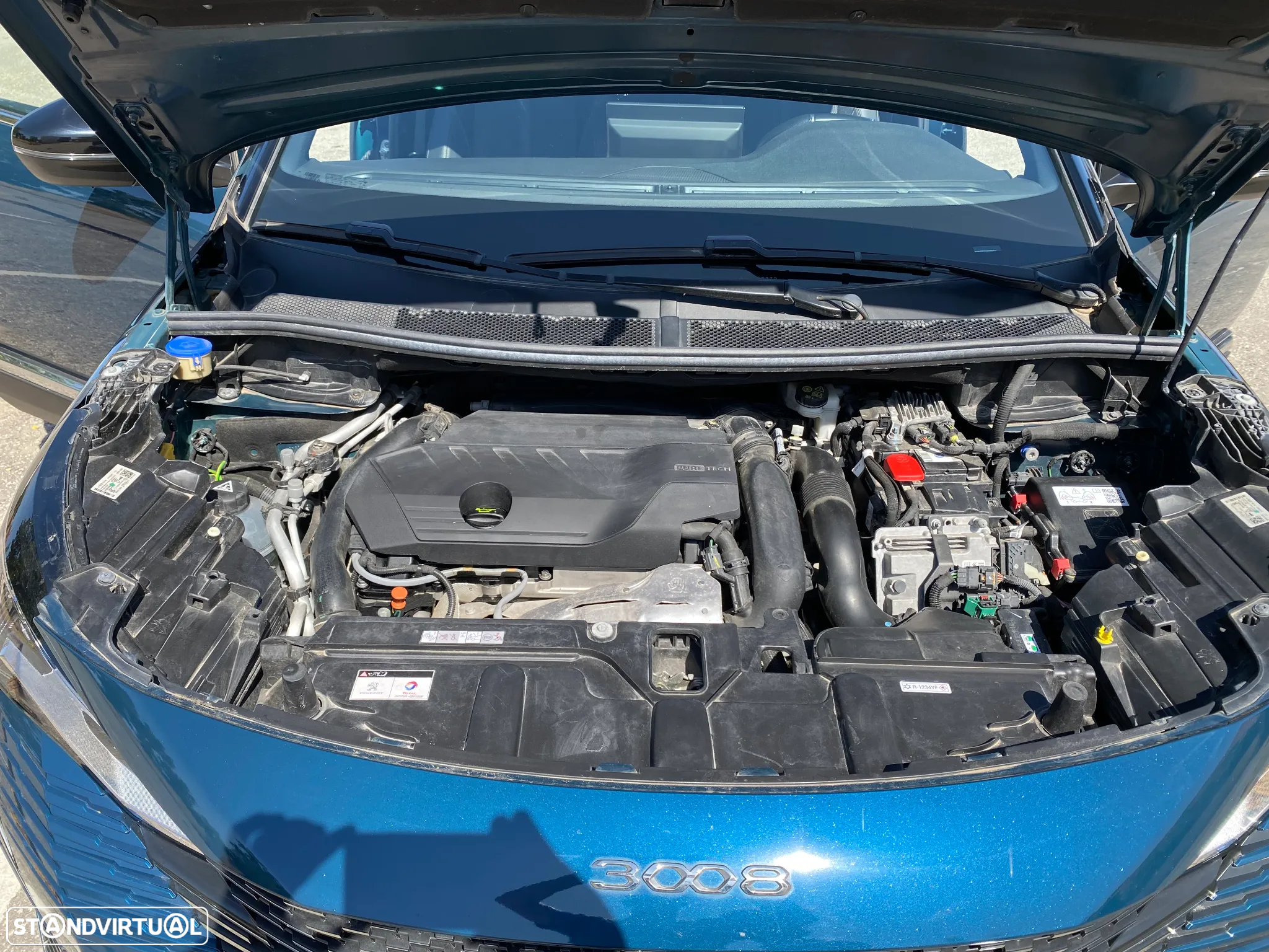 Peugeot 3008 1.6 Hybrid GT Pack e-EAT8 - 12