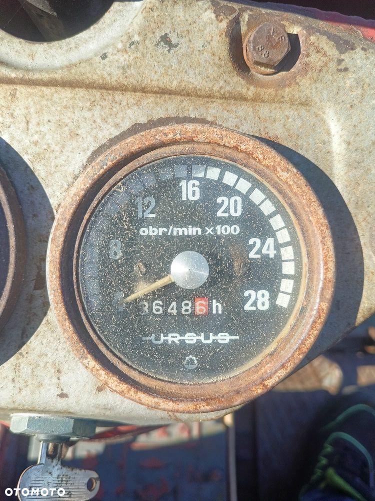 Ursus C4011 - 10