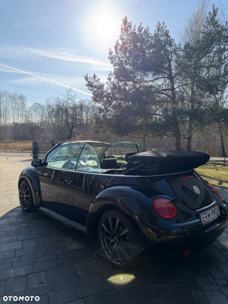 Volkswagen New Beetle 1.6 - 4