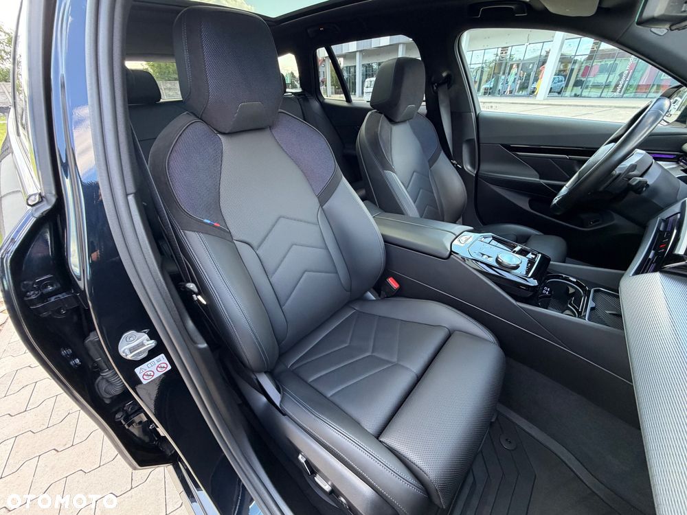 BMW Seria 5 520d xDrive mHEV - 27