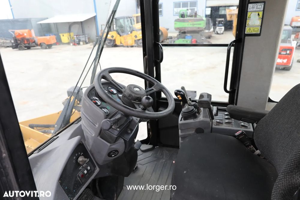 Cat 914 G - 16