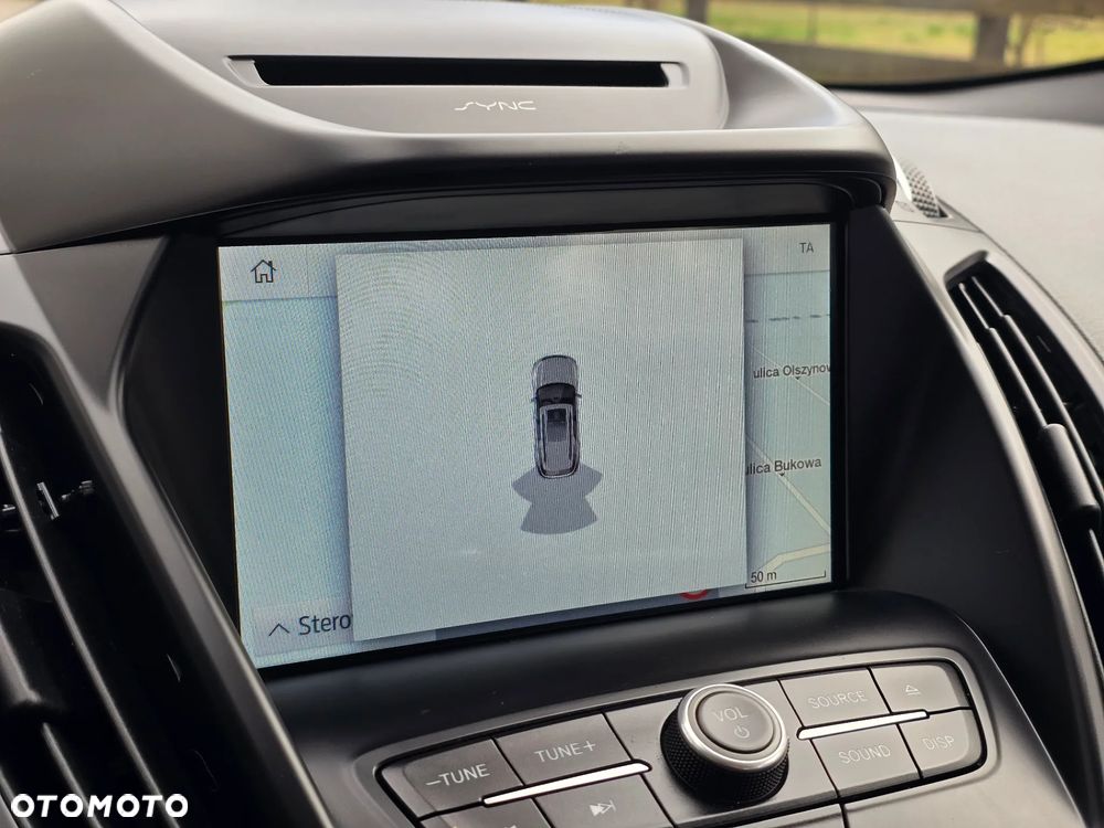 Ford Kuga 1.5 EcoBoost 2x4 Titanium - 8