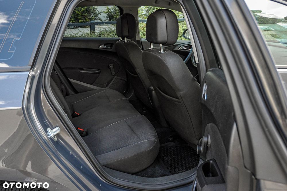 Opel Astra - 12
