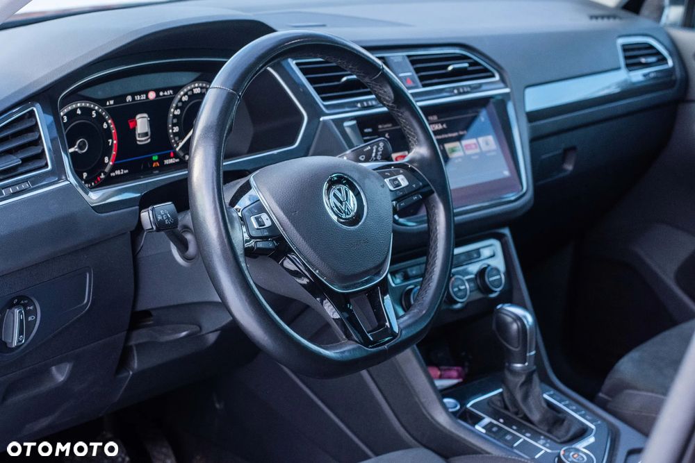 Volkswagen Tiguan - 27