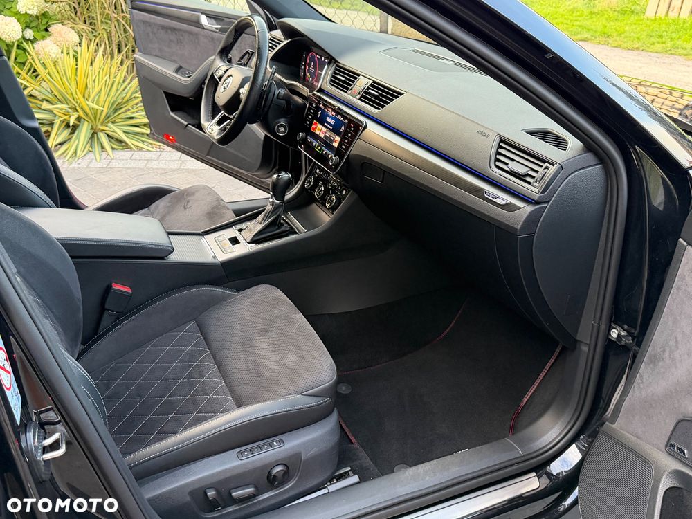 Skoda Superb 2.0 TDI SCR Sportline DSG - 15