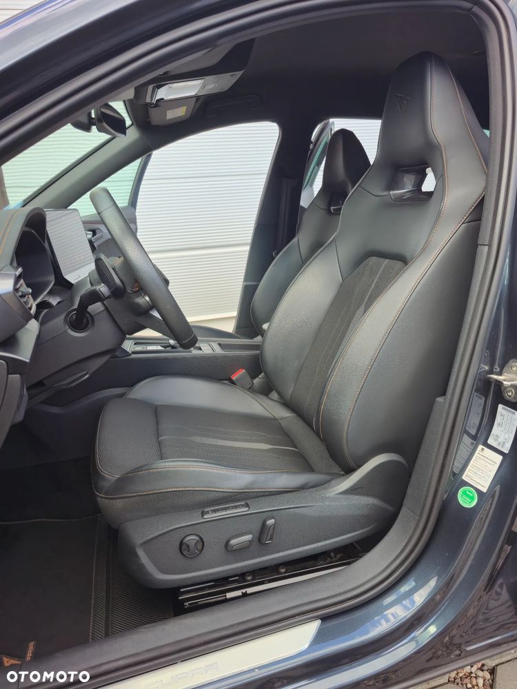 Cupra Formentor VZ 2.0 TSI 4Drive DSG Tribe Edition - 8