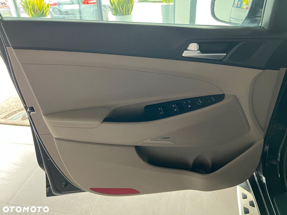 Hyundai Tucson - 25
