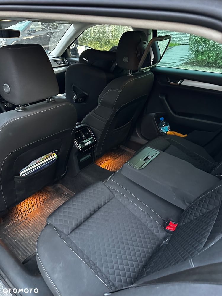 Skoda Superb 2.0 TDI L&K - 6