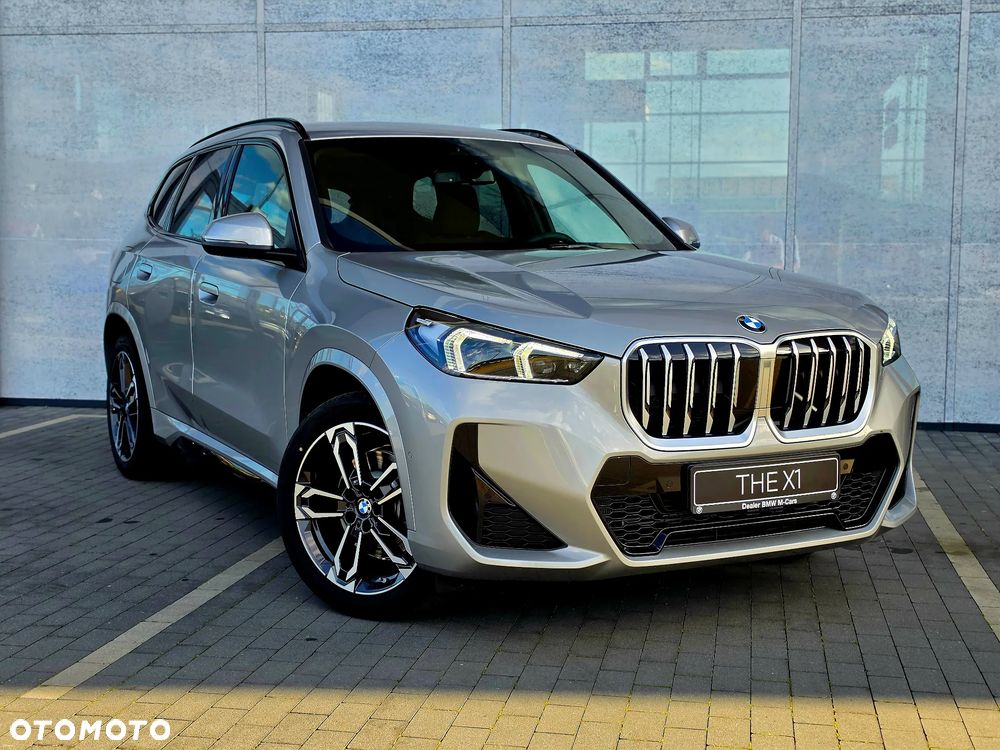 BMW X1 sDrive20i mHEV - 11