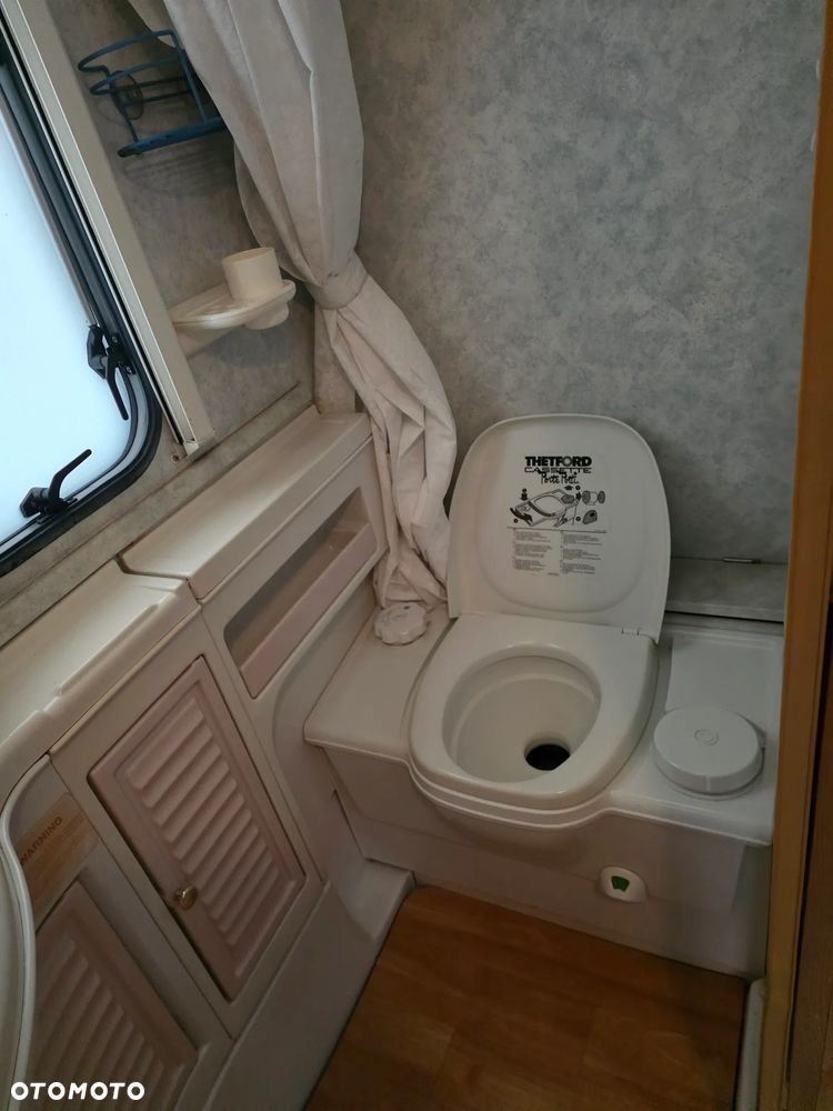 SWIFT Eccles Jade 2/3 osobowa przyczepa kempingowa - 23