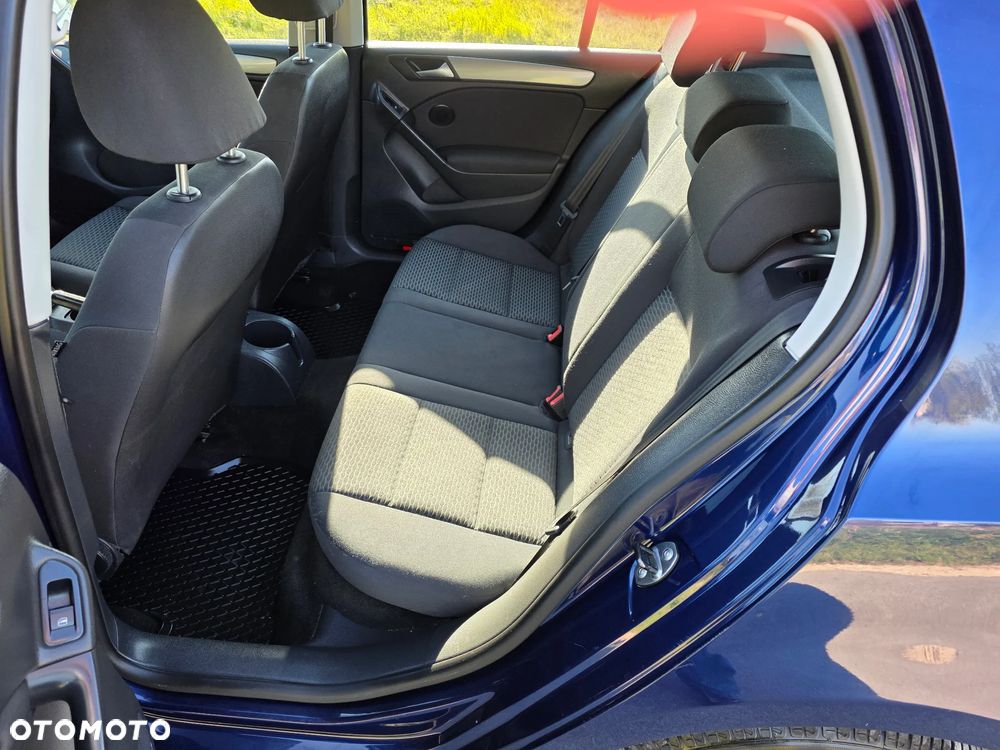 Volkswagen Golf 1.6 Comfortline - 13