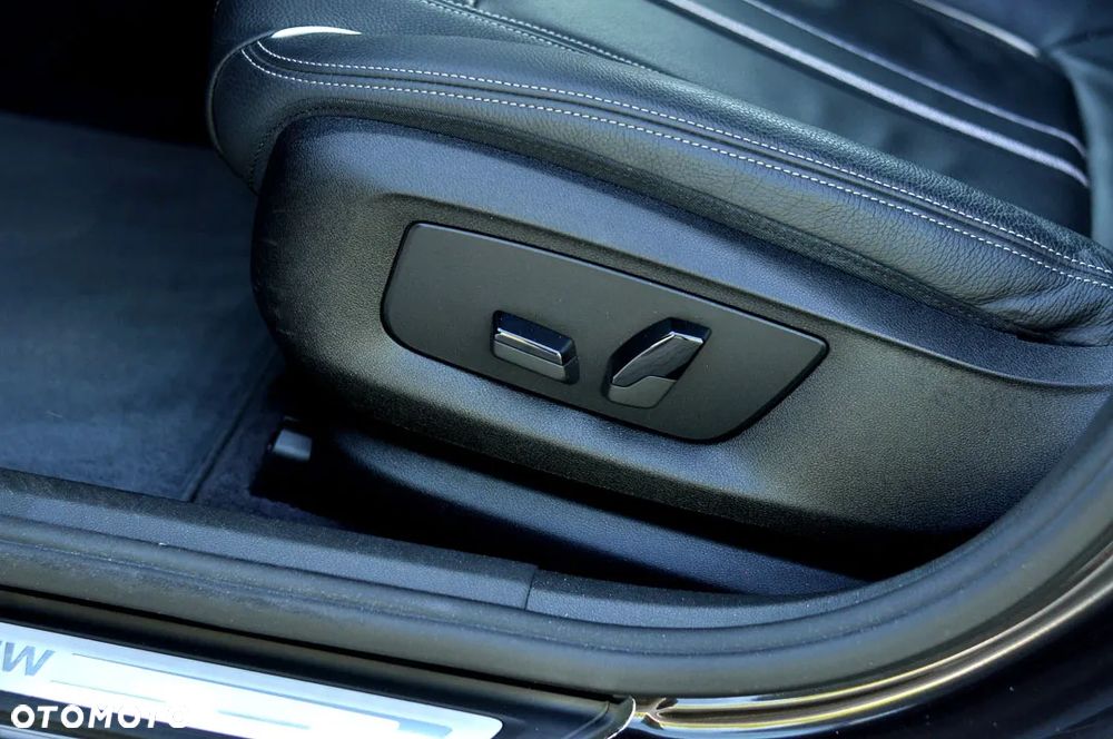 BMW 6GT 620d Gran Turismo - 21