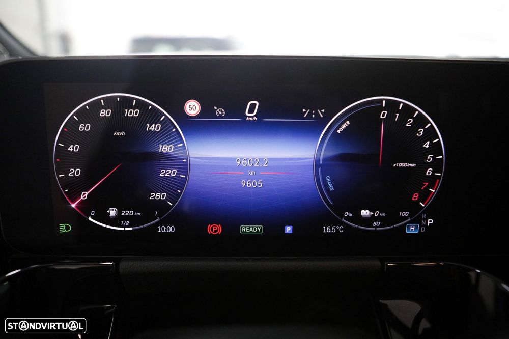 Mercedes-Benz GLA 250 e AMG Line - 30