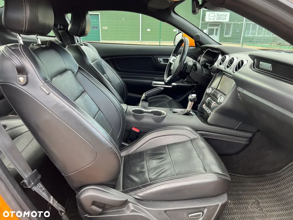 Ford Mustang 5.0 V8 GT - 22