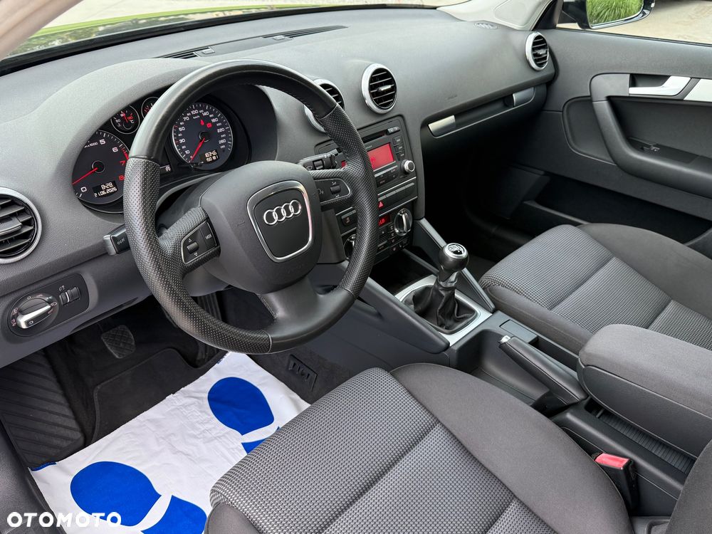 Audi A3 Sportback 1.4 TFSI Ambiente - 18