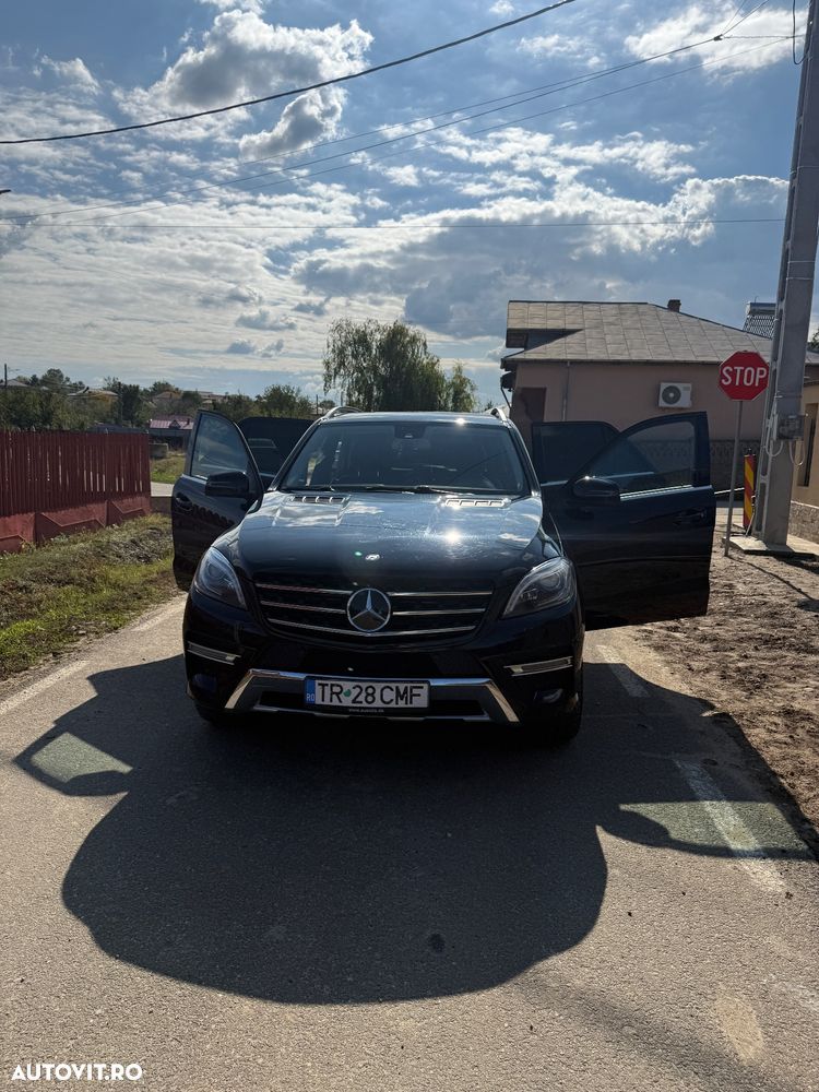 Mercedes-Benz ML 250 BlueTec 4MATIC Aut - 3