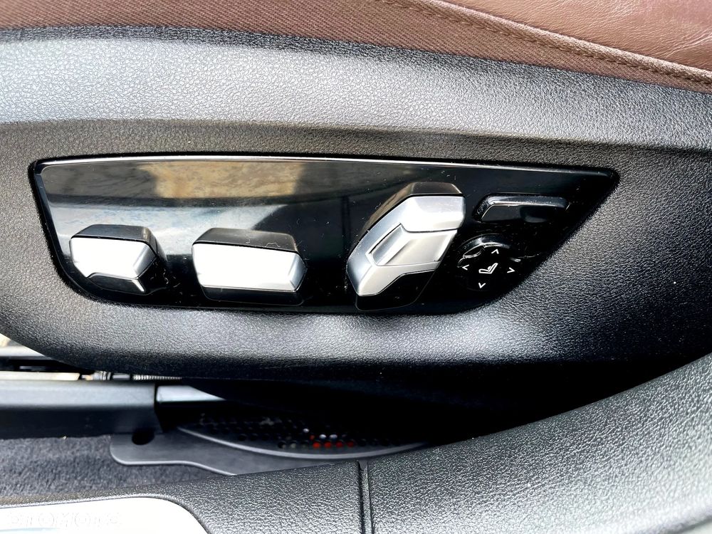 BMW Seria 7 - 10