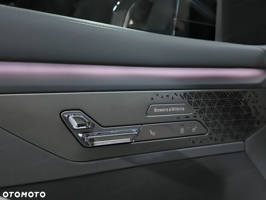 BMW i7 - 10