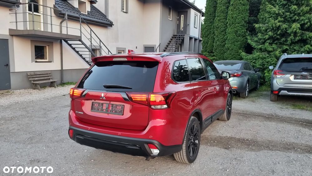 Mitsubishi Outlander 2.0 2WD CVT Diamant Edition+ - 4