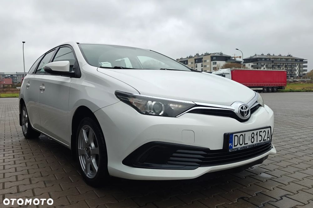 Toyota Auris 1.6 Active - 2