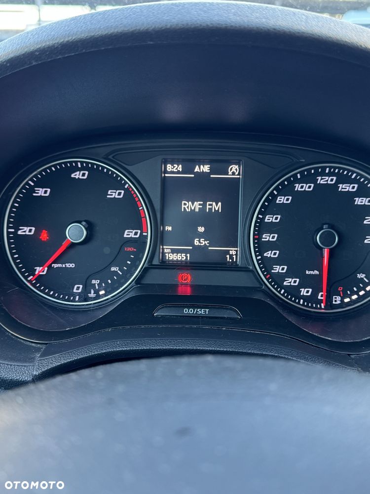 Seat Ibiza 2016 photo 3
