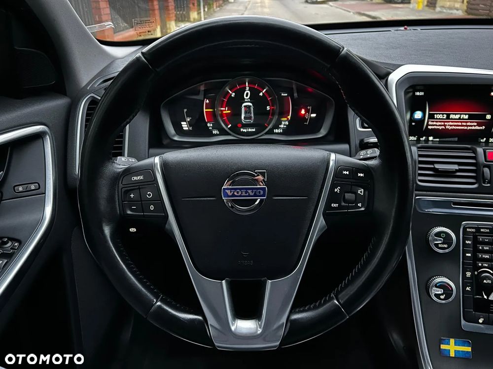 Volvo XC 60 D4 Drive-E Momentum - 16