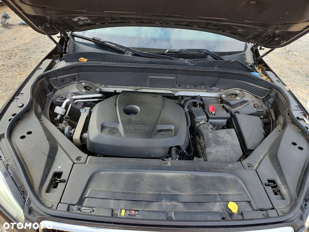 Volvo XC 90 T6 AWD Geartronic Momentum - 13