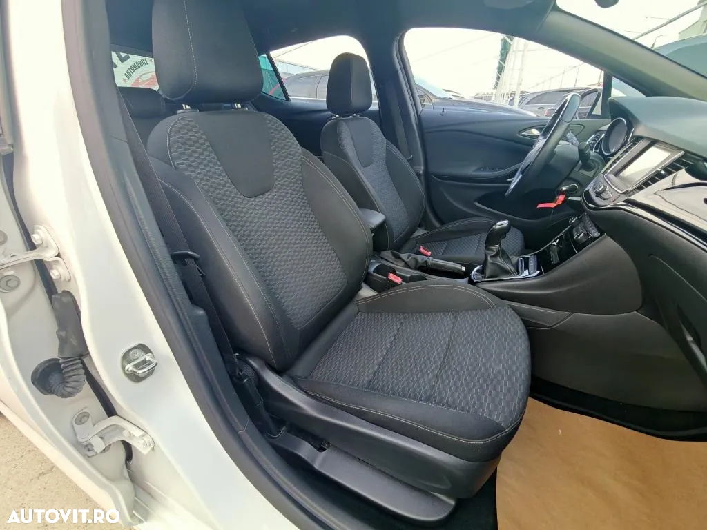 Opel Astra 1.6 D (CDTI DPF ecoFLEX) Start/Stop Excellence - 14