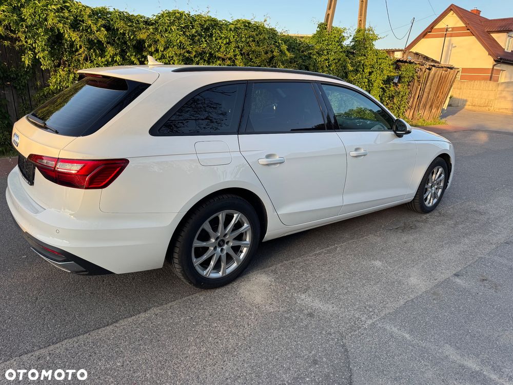 Audi A4 Avant 40 TDI S tronic S line - 8