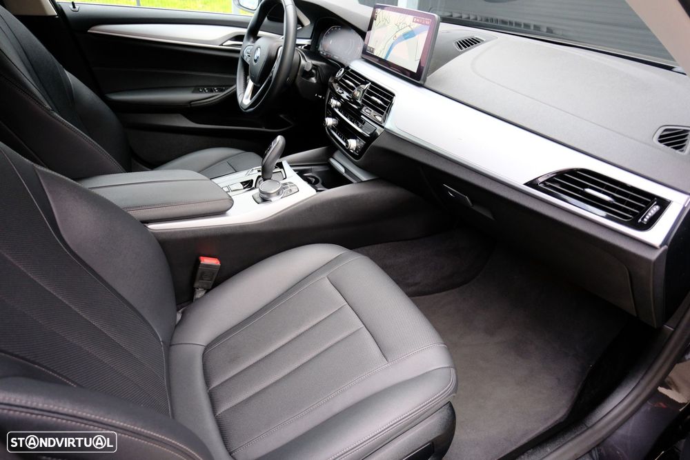 BMW 520 d Auto - 11