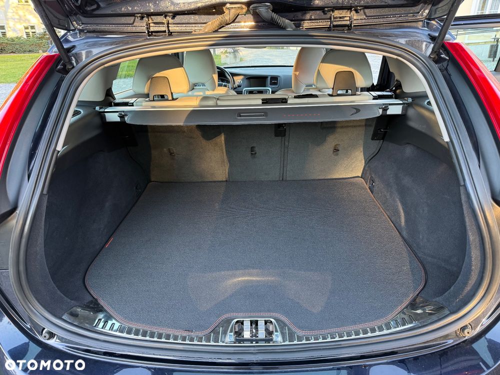Volvo V60 D3 Drive-E Ocean Race - 8