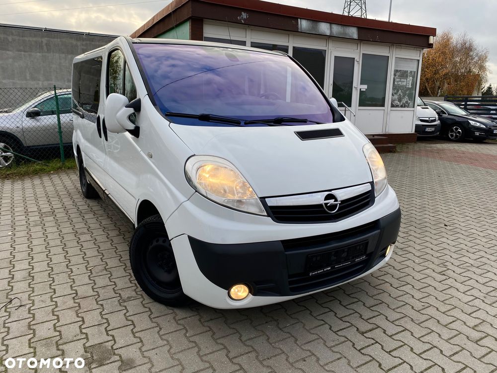 Opel Vivaro - 2