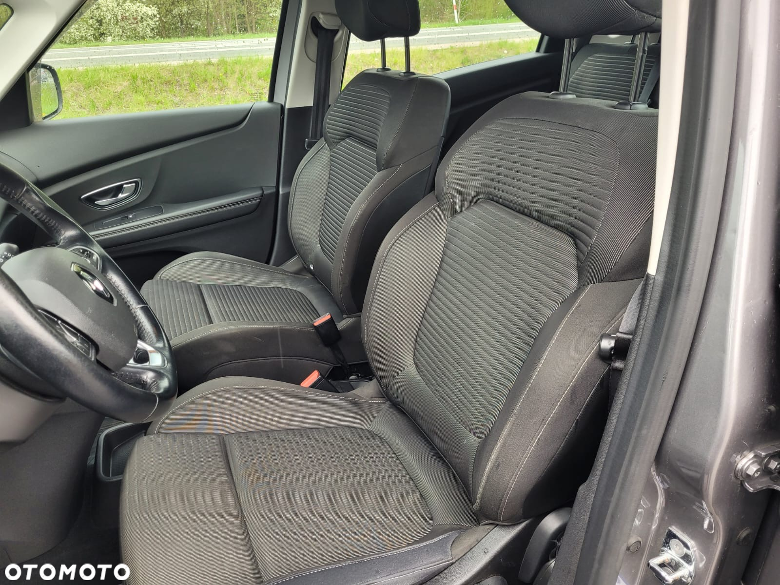 Renault Scenic 1.5 dCi Energy Bose EU6 - 17