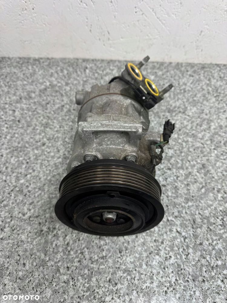 sprężarka kompresor klimatyzacji volvo v40 ii 2012-2018r 31348965 2.0 d - 4