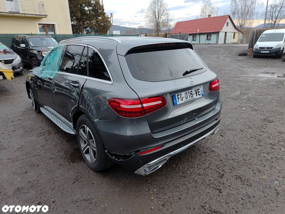 Mercedes-Benz GLC - 5
