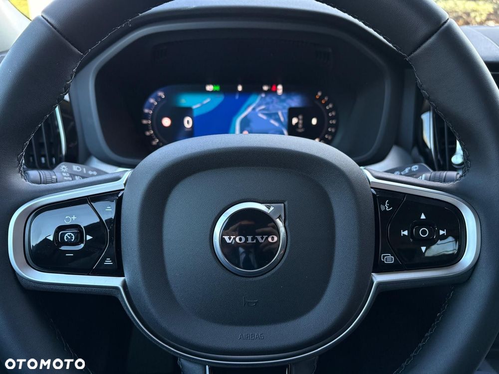 Volvo XC 60 - 16