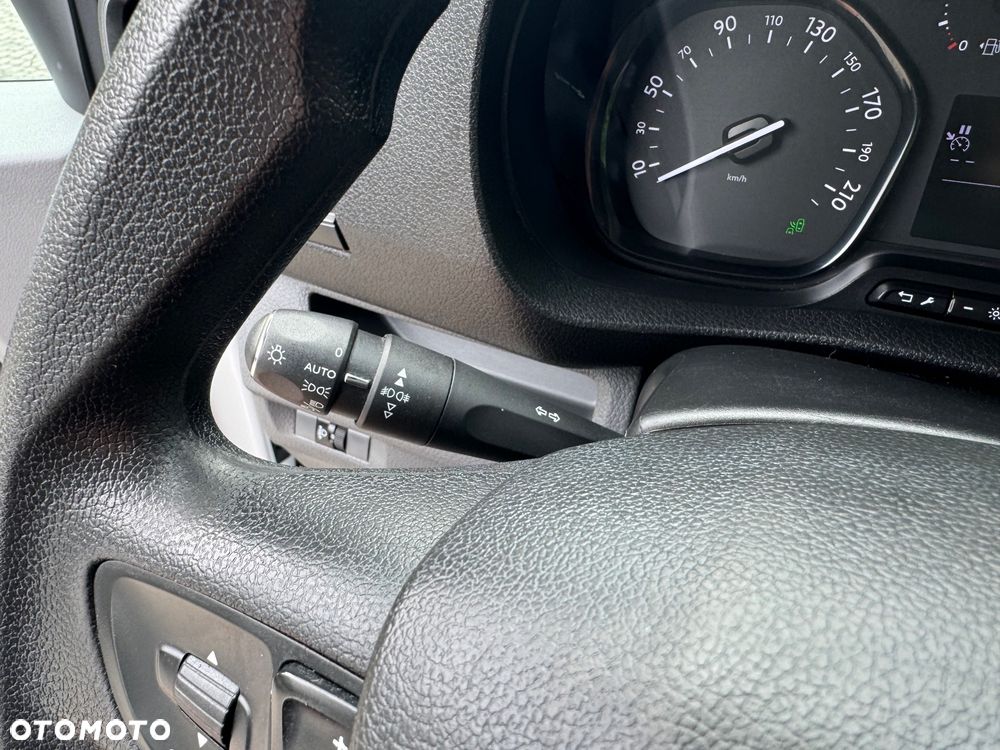 Peugeot Expert - 22
