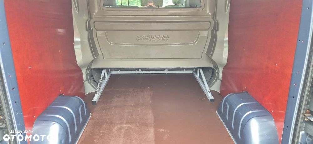 Opel Vivaro - 26
