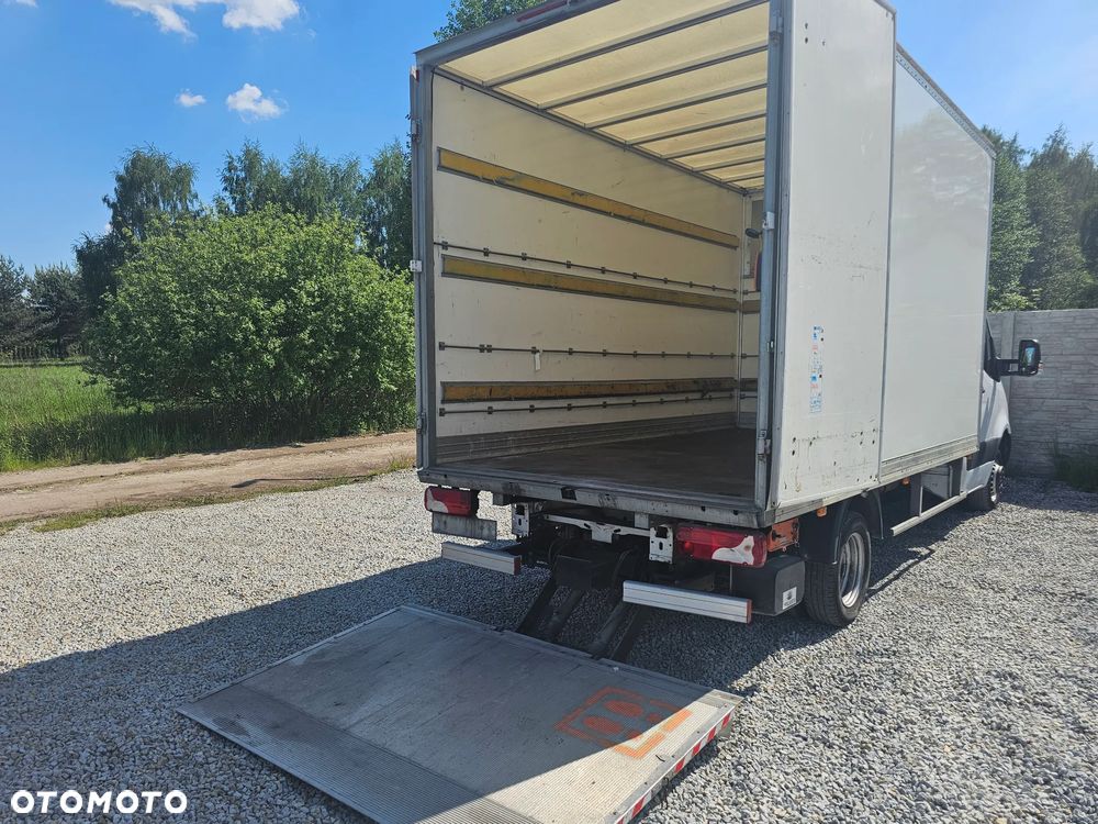 Mercedes-Benz SPRINTER - 13