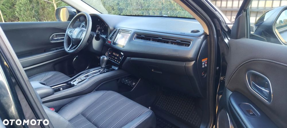 Honda HR-V 1.5 i-VTEC CVT Executive - 19