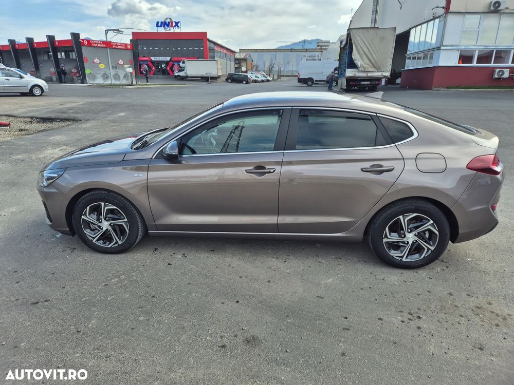 Hyundai i30 1.5 T-GDI MHEV 160CP Highway - 3