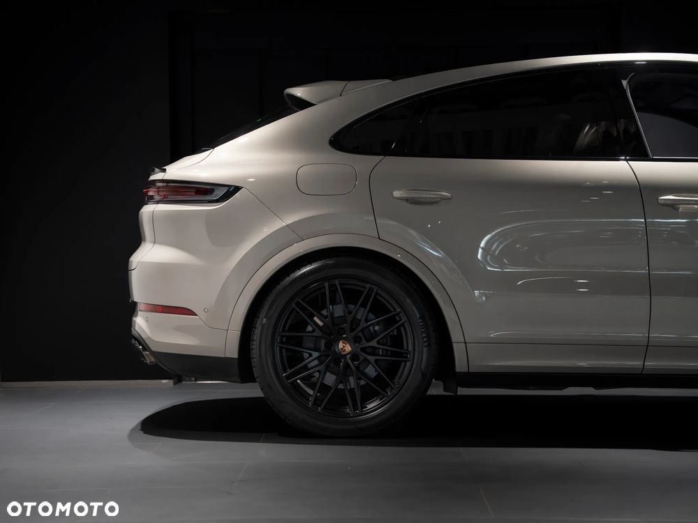 Porsche Cayenne E-Hybrid PHEV - 9