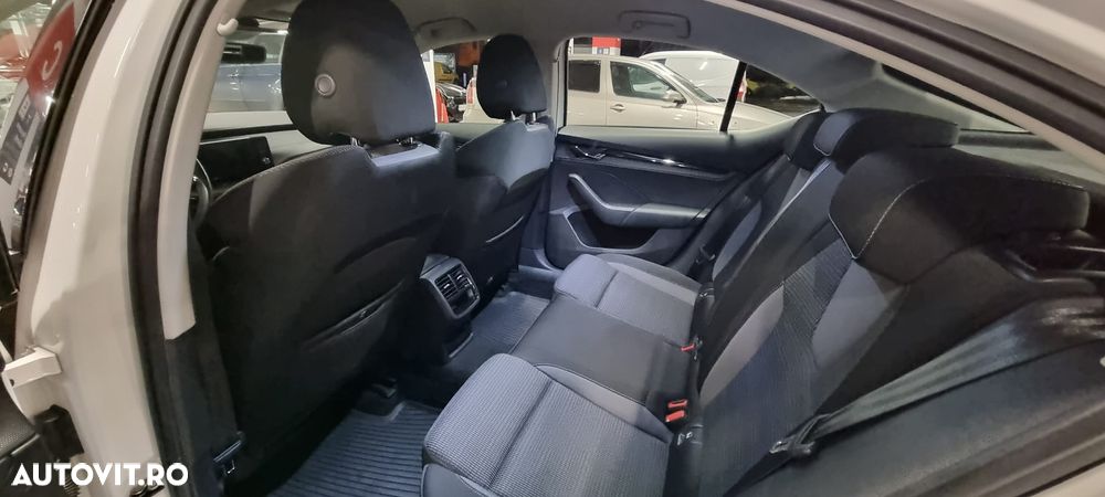 Skoda Octavia 1.0 TSI Ambition - 12