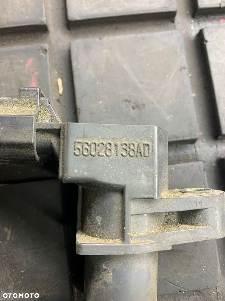 JEEP CHEROKEE LIBERTY 4.7 CEWKI 56028138AD KOMPLET 8SZT - 2
