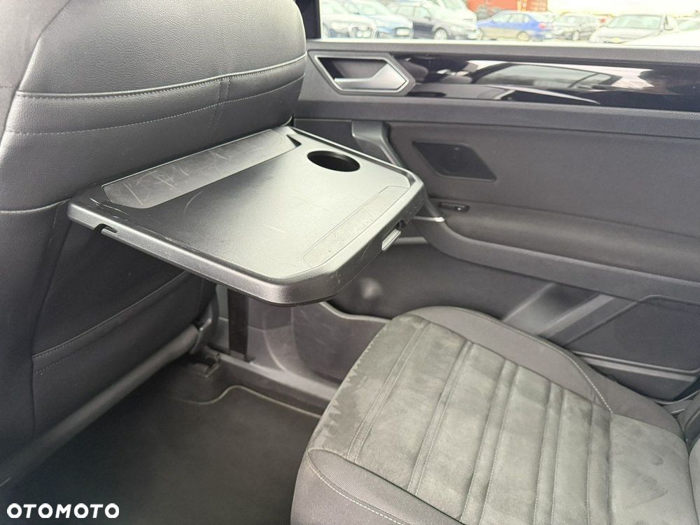 Volkswagen Touran 1.6 TDI BMT Comfortline - 16