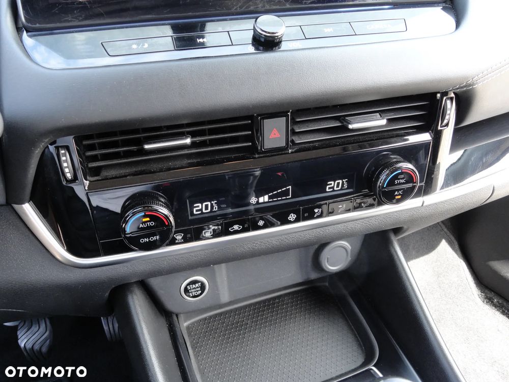 Nissan Qashqai 1.3 DIG-T MHEV N-Connecta - 18