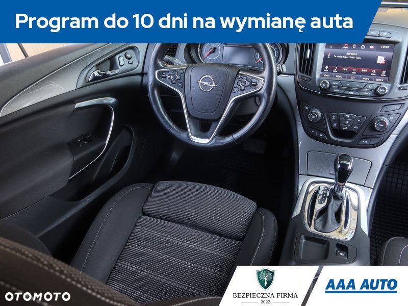 Opel Insignia - 8