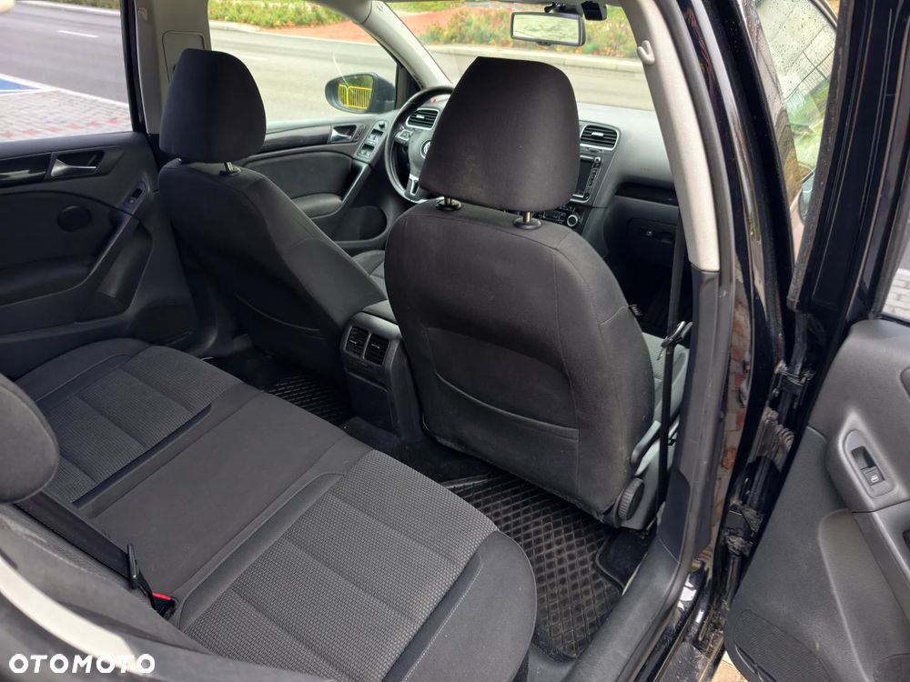 Volkswagen Golf - 17