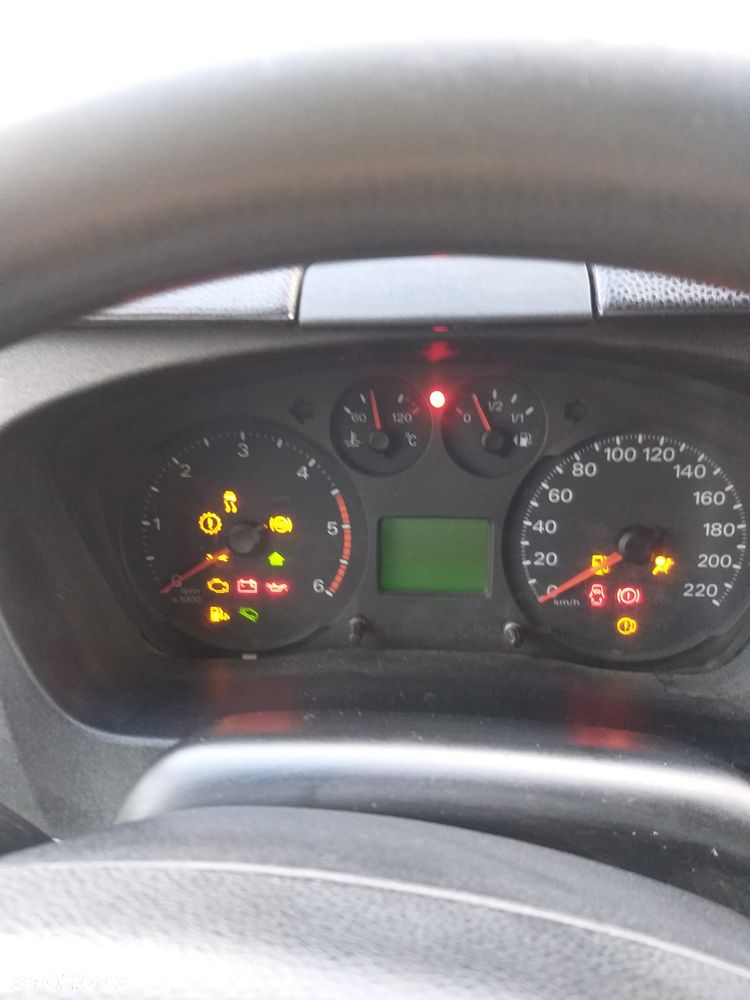 Ford Transit - 12