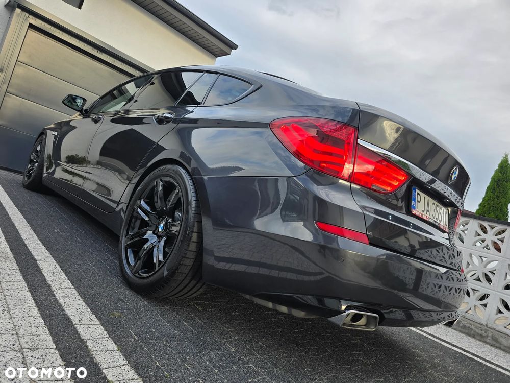 BMW 5GT 550i - 17